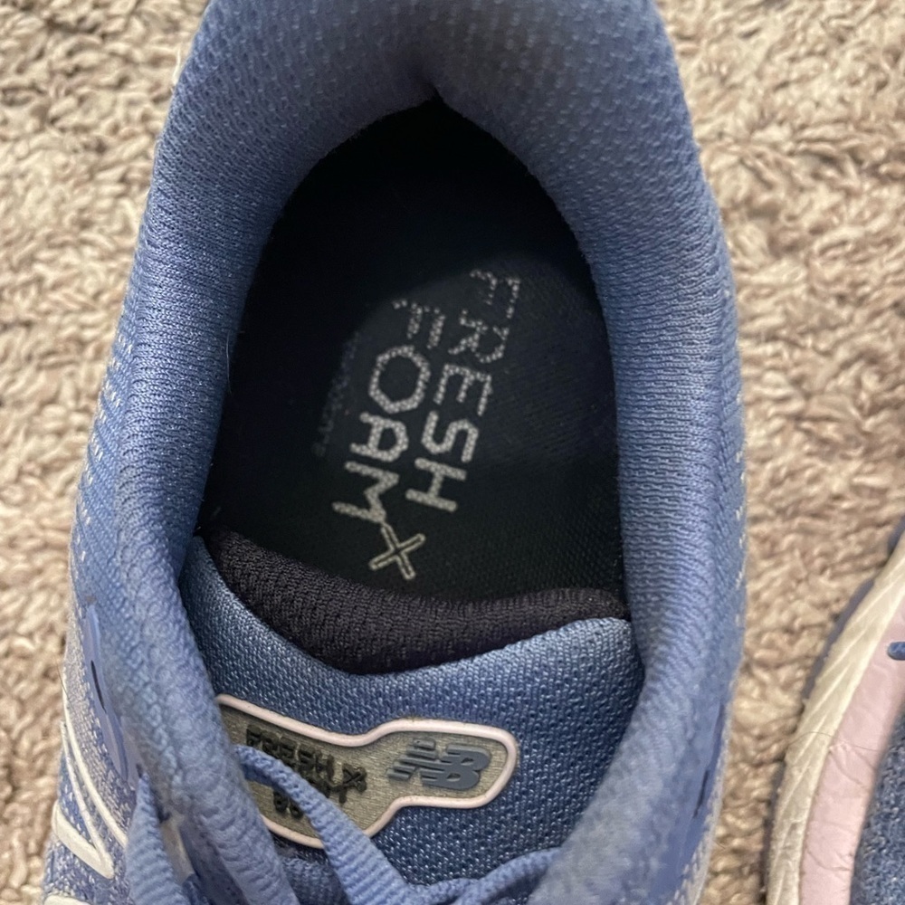 New Balance Shoes - Picture 6 of 9